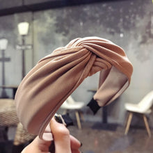 Load image into Gallery viewer, Wide Top Knot Hair Bands For Women Headdress Solid Color Cloth Headband Bezel Girls Hairband Hair Hoop Female Hair Accessories