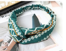 Load image into Gallery viewer, Elastic cross sports hair band ladies Korean headband headband elastic face wash hair accessories