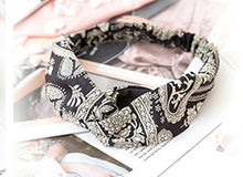 Load image into Gallery viewer, Elastic cross sports hair band ladies Korean headband headband elastic face wash hair accessories